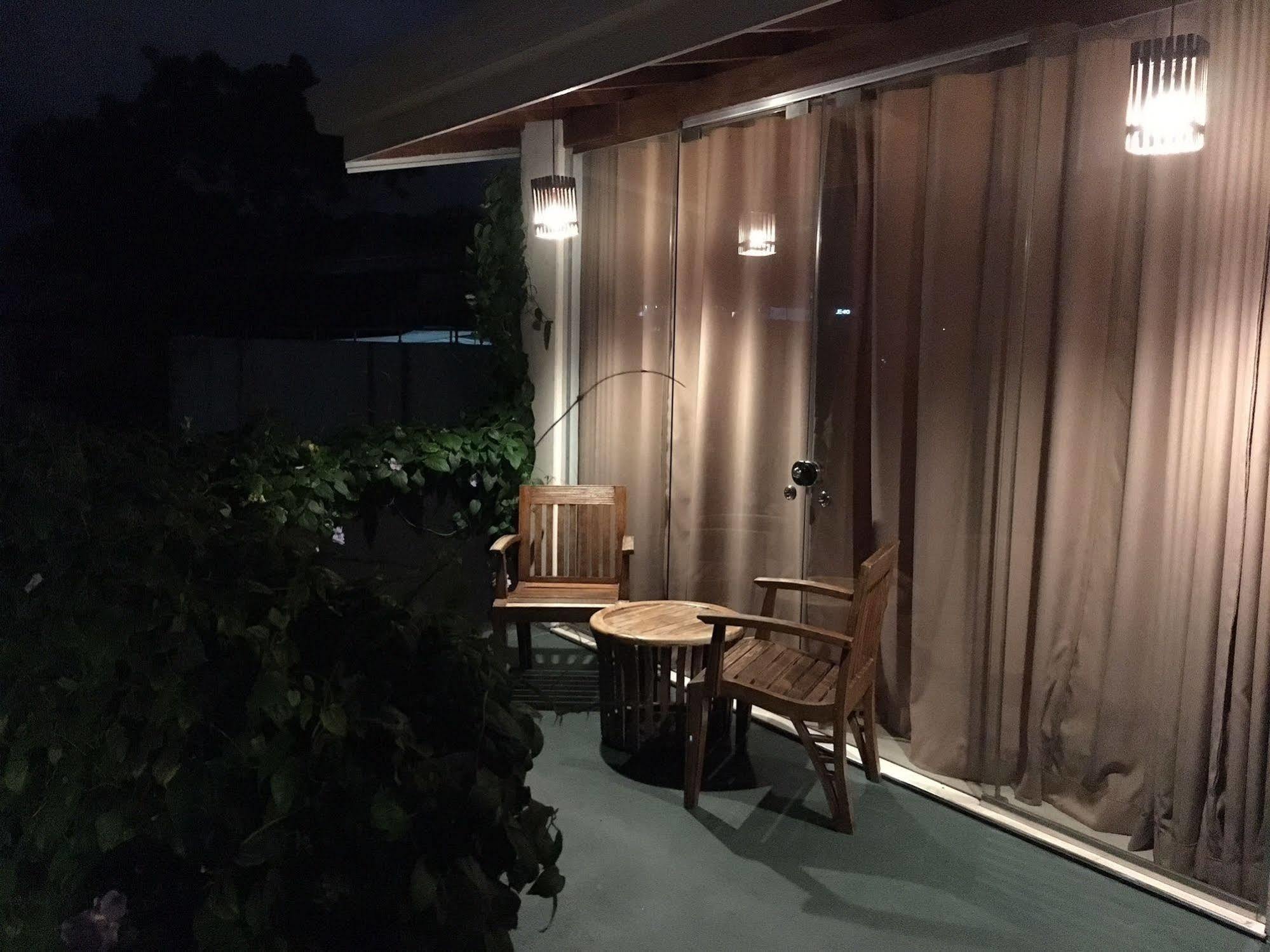 Silvikris Villa Colombo Eksteriør billede